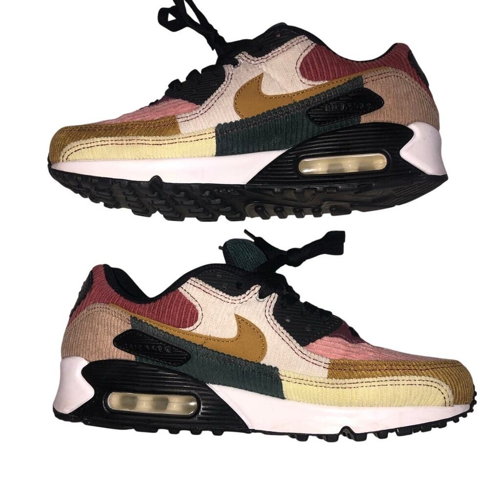 Nike Air Max 90 Corduroy Sneakers Womens Size 8 Fall Y2K Retro Sporty Streetwear